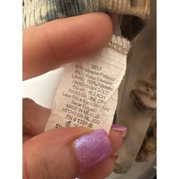 Fashion‎ Nova Mesh All Over Graphic Top Womens Sz M Artsy Art To Wear Cropped - Picture 2 of 11